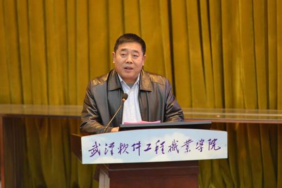 1546522702878579.jpg 马蜂校长致辞