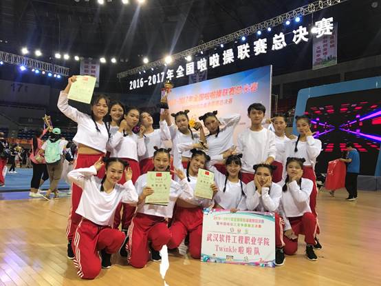 1504237687668412.jpg 1503505979132365.jpg