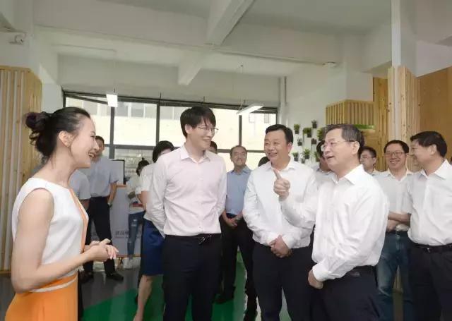 点击查看高清原图 点击查看高清原图