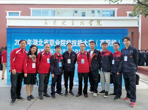 1541387781128075.jpg 731722322092702596